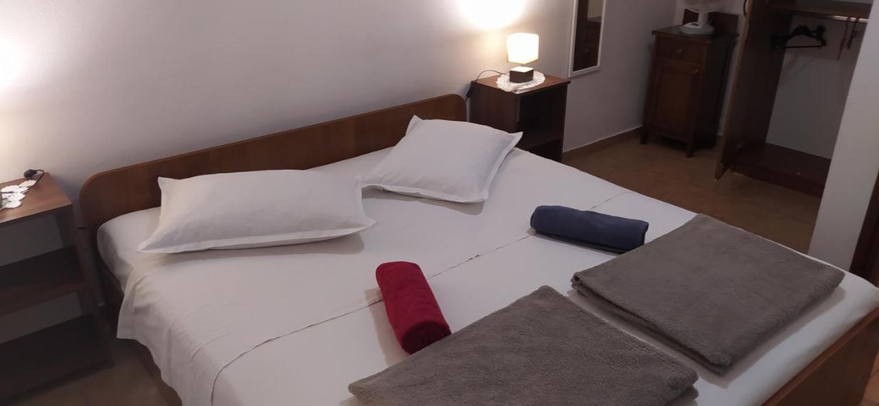Apartments Ivka Omiš Εξωτερικό φωτογραφία