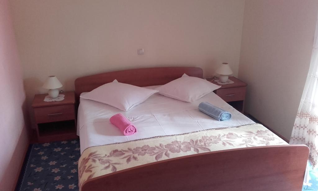 Apartments Ivka Omiš Εξωτερικό φωτογραφία