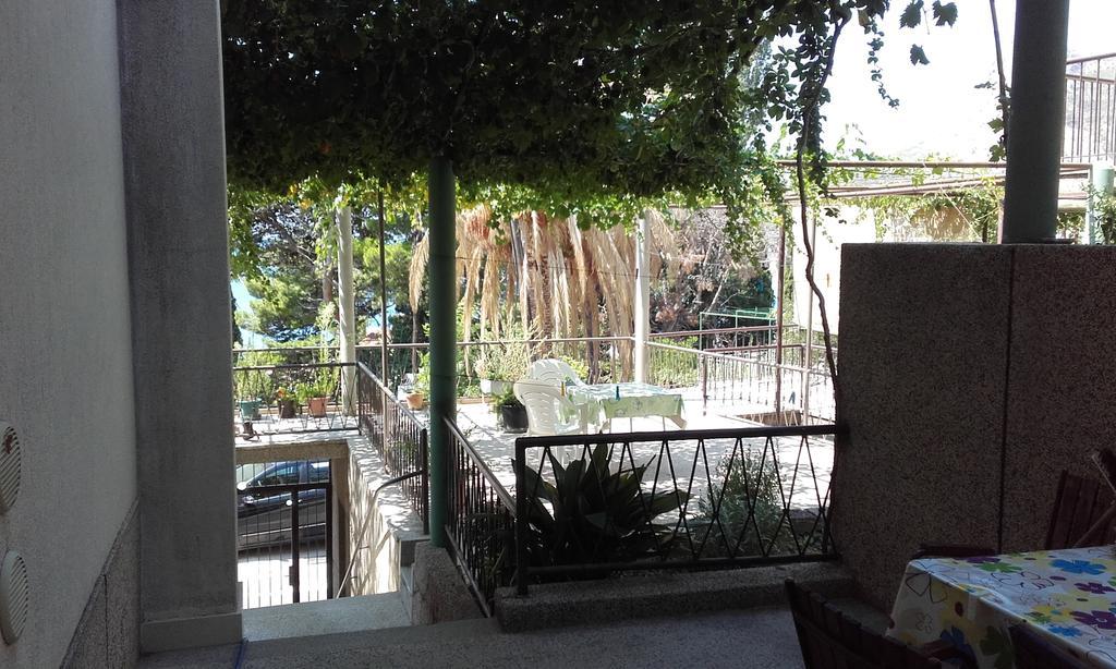 Apartments Ivka Omiš Εξωτερικό φωτογραφία